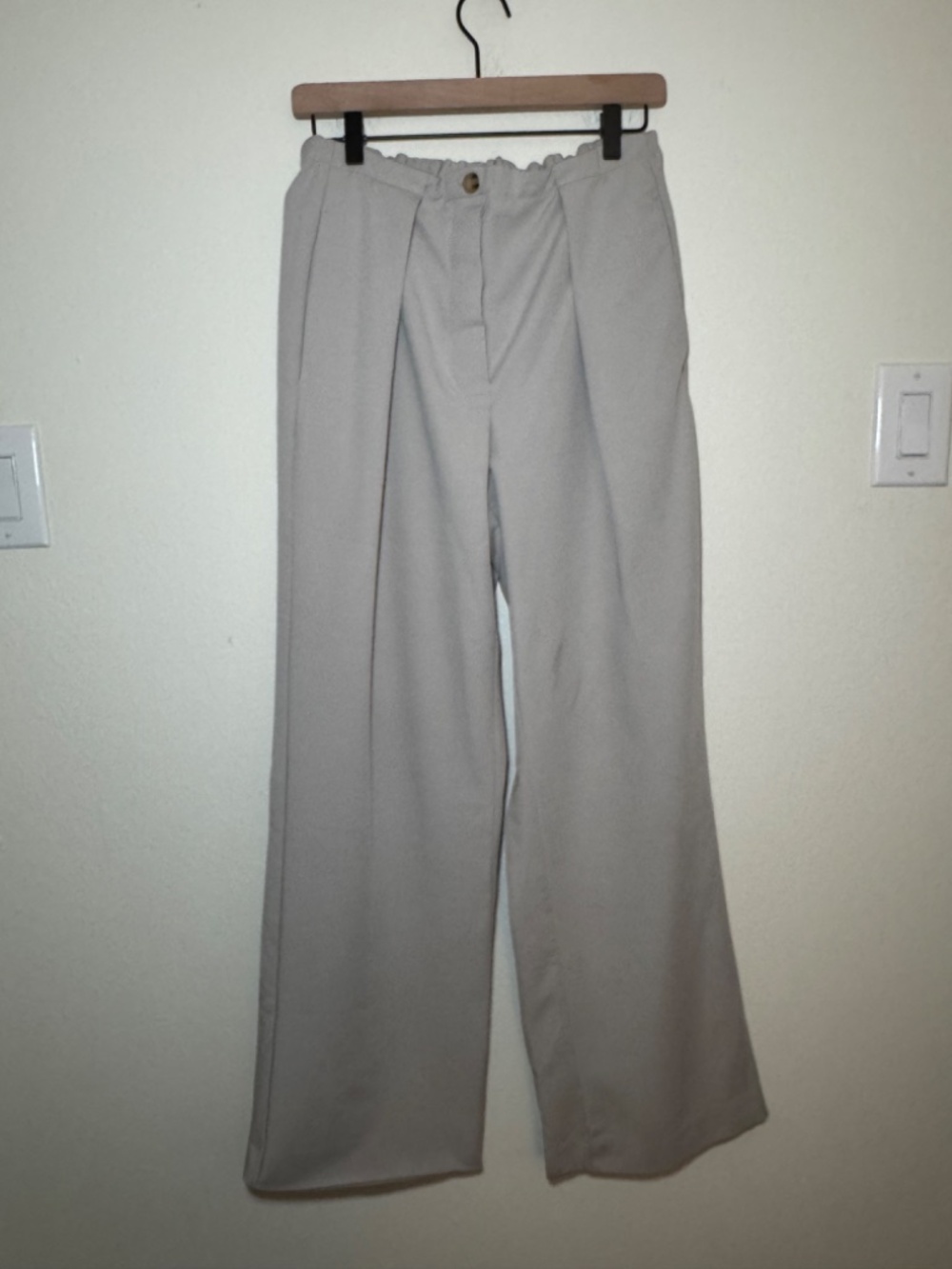 Free People Pleated Front Trousers Women’s Small Taupe Wide Leg Pants - Picture 2 of 8